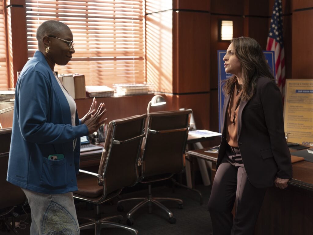 Hen tries to talk to Councilwoman Ortiz during 9-1-1 Season 8 Episode 4.