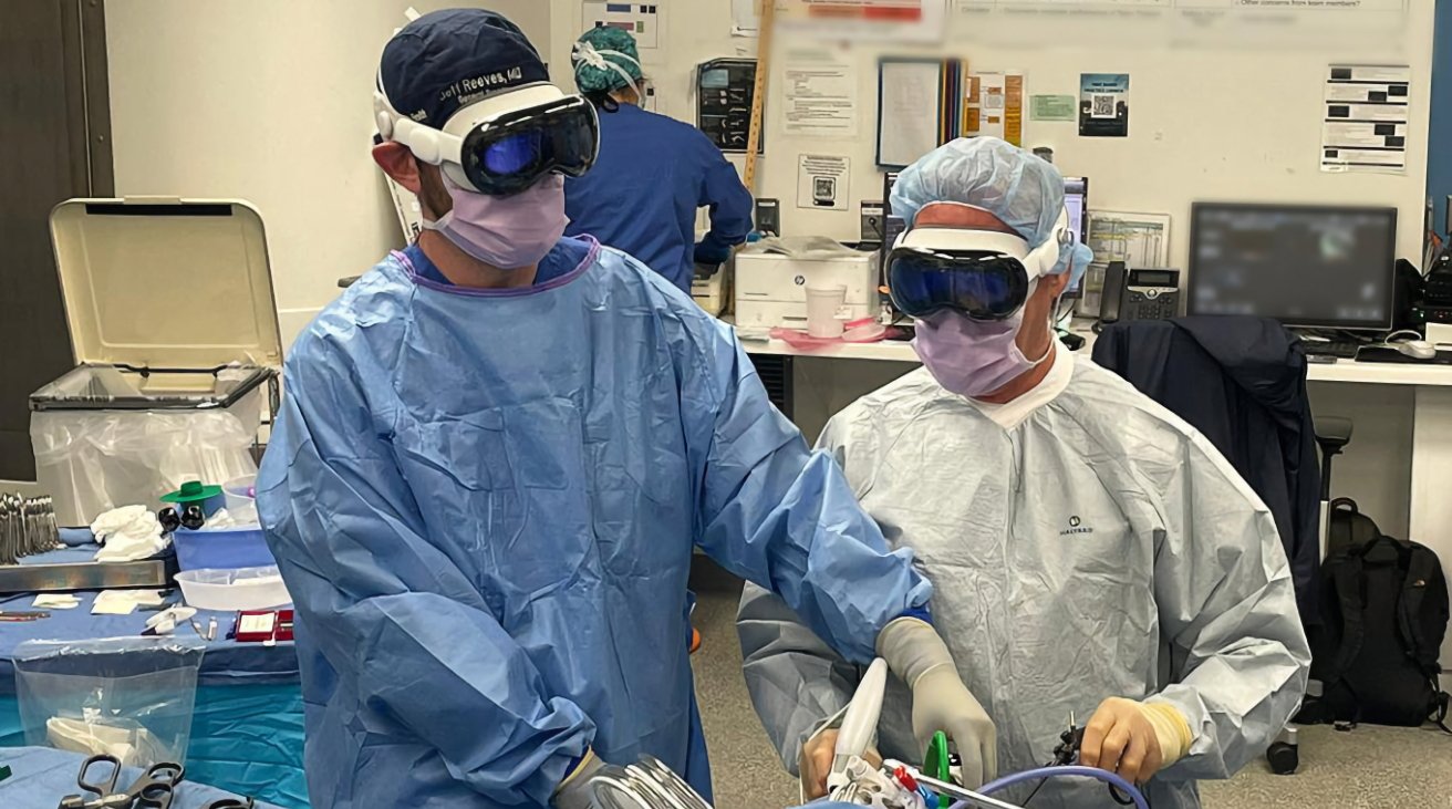 Surgeons say Apple Vision Pro saves them pain and injury