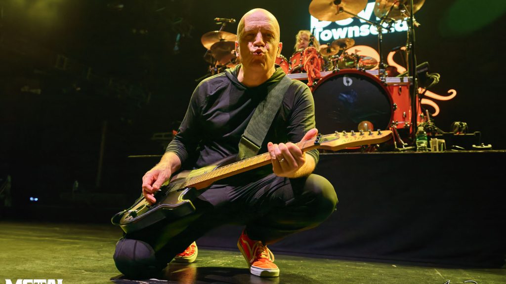 DEVIN TOWNSEND Streams Positive New Single “Gratitude”