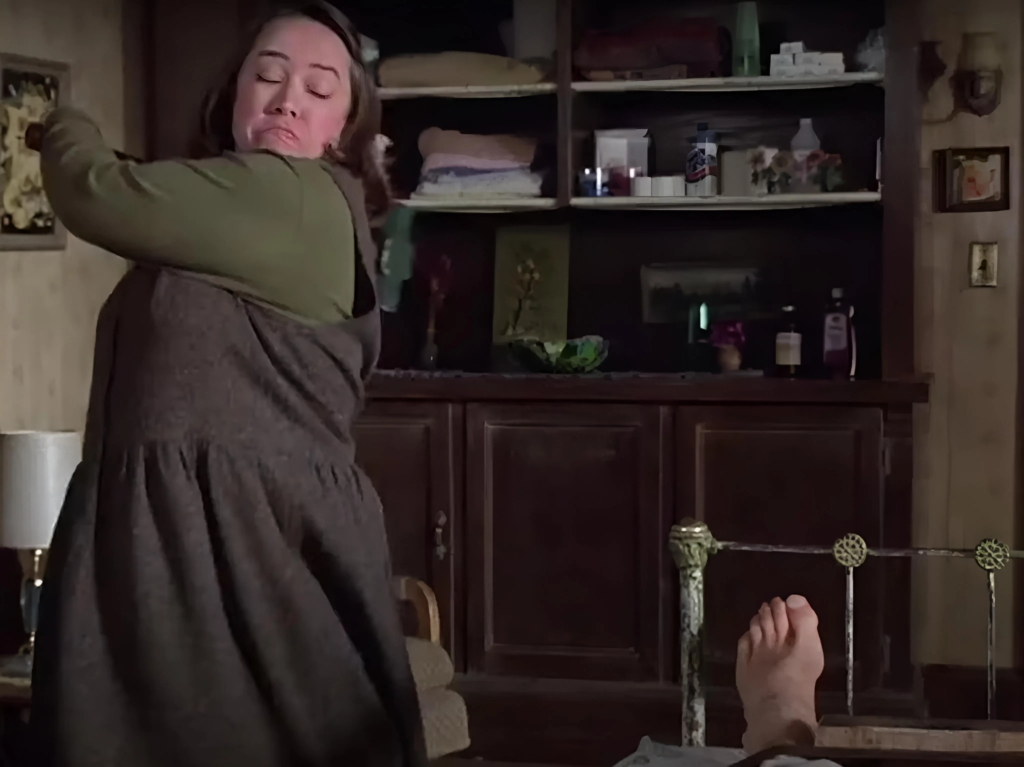 Misery (2) - 10 Excellent and 5 Awful Stephen King Page-to-Screen Adaptations