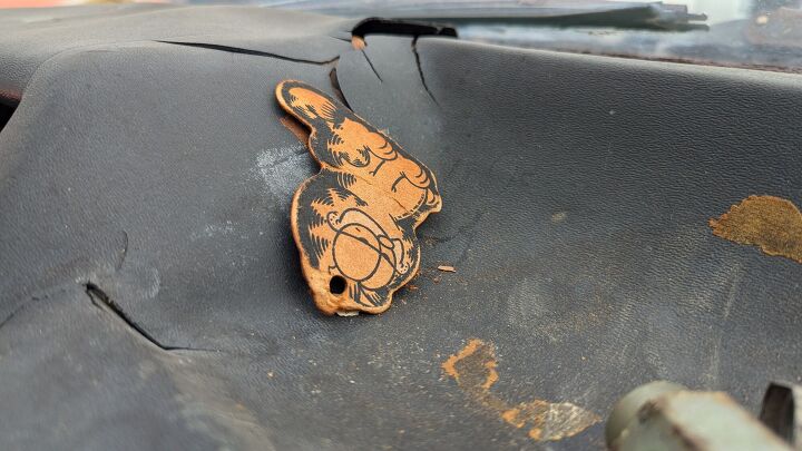 junkyard find 1980 toyota corolla sr5 liftback coupe