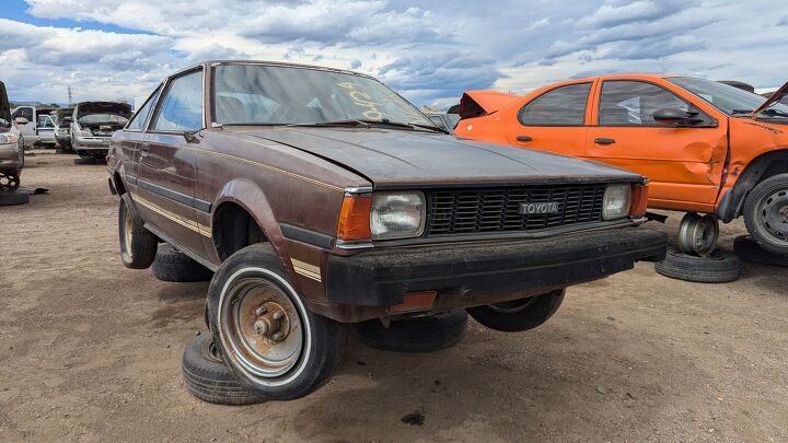 junkyard find 1980 toyota corolla sr5 liftback coupe