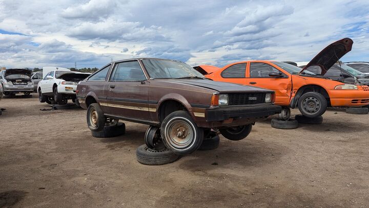 junkyard find 1980 toyota corolla sr5 liftback coupe