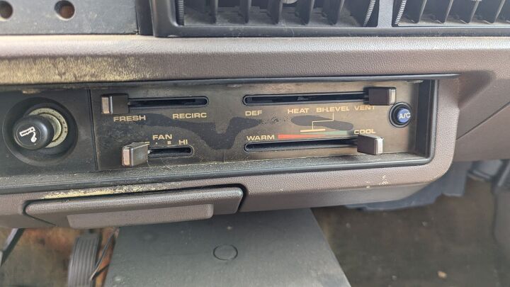 junkyard find 1980 toyota corolla sr5 liftback coupe