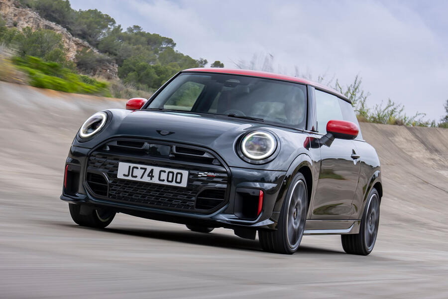 Petrol Mini John Cooper Works – front tracking