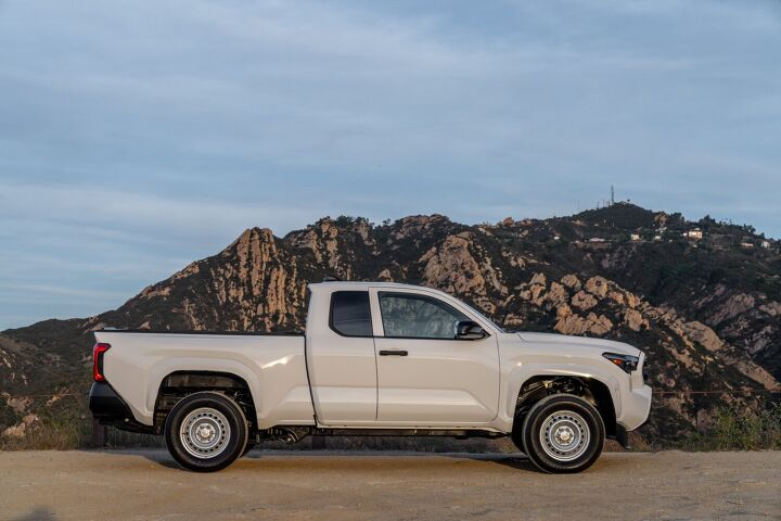 would you rather nissan frontier vs toyota tacoma