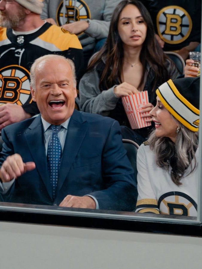 Frasier & Holly at hockey game