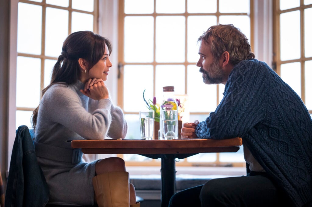 Kristin Kreuk and Rossif Sutherland in the series premiere of MURDER IN A SMALL TOWN