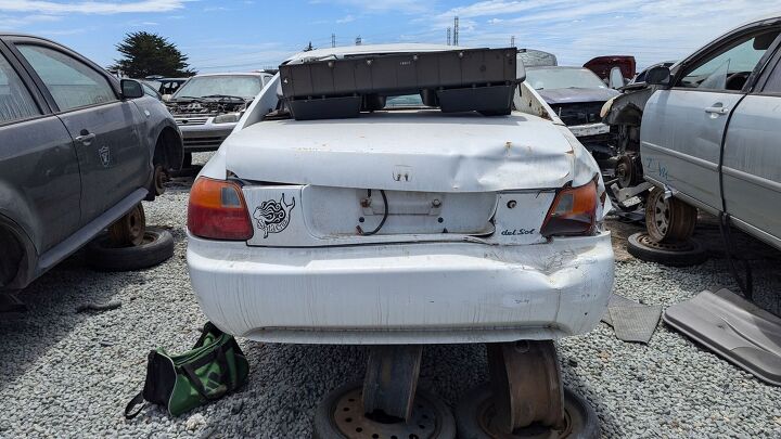 junkyard find 1997 honda del sol si