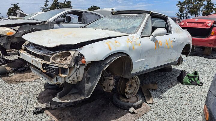 junkyard find 1997 honda del sol si