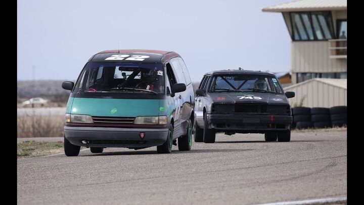 junkyard find 1995 toyota previa le s c with 465 234 miles