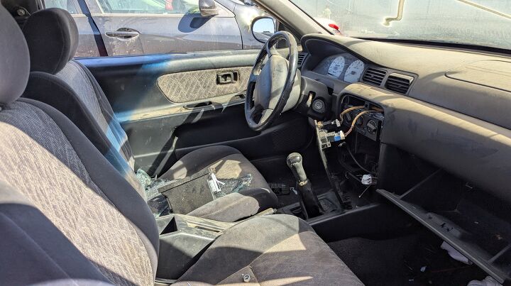 junkyard find 1998 nissan 200sx se r