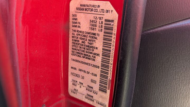 junkyard find 1998 nissan 200sx se r