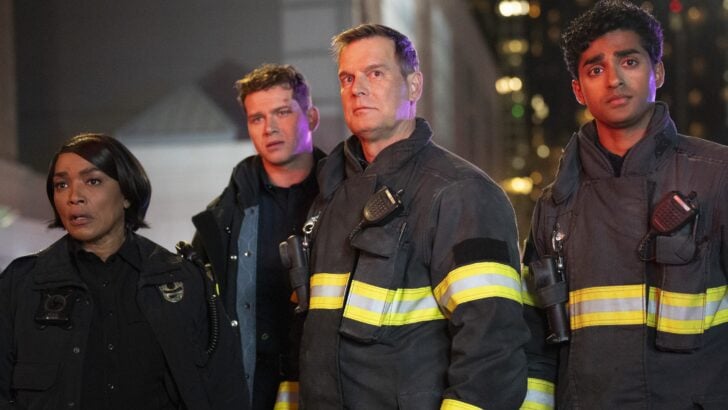 9-1-1 First Look: A Contagion Hits Los Angeles!