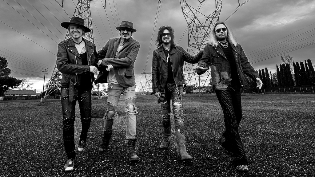 A Vacation For Everyone With A Tribal Tattoo: MÖTLEY CRÜE & DEF LEPPARD Announce Destination Festival